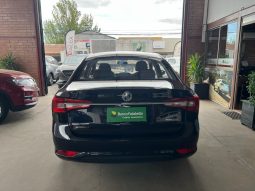 
										MG 5 SEDAN 2020 full									