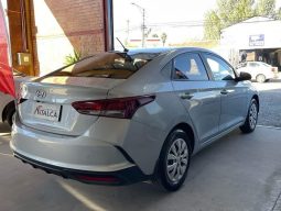 
										HYUNDAI NEW ACCENT full									