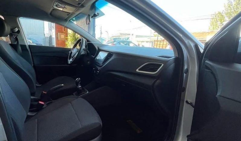 
								HYUNDAI NEW ACCENT full									